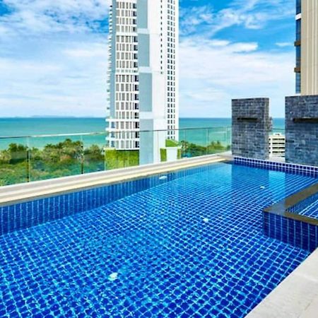 Serenity Pattaya Beach Exterior photo